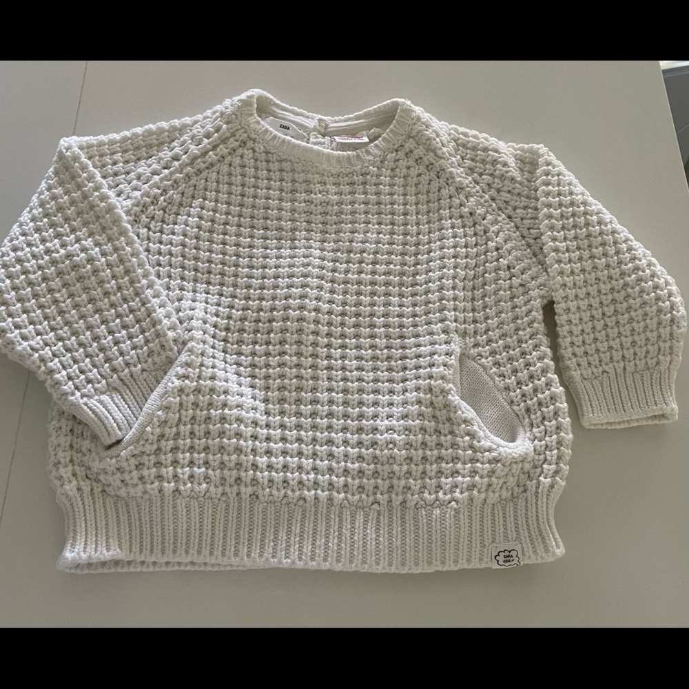 Zara white sweater